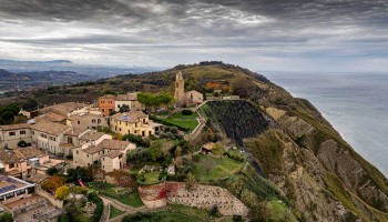 Parco Naturale Monte San Bartolo: Escursione fra mare e collina